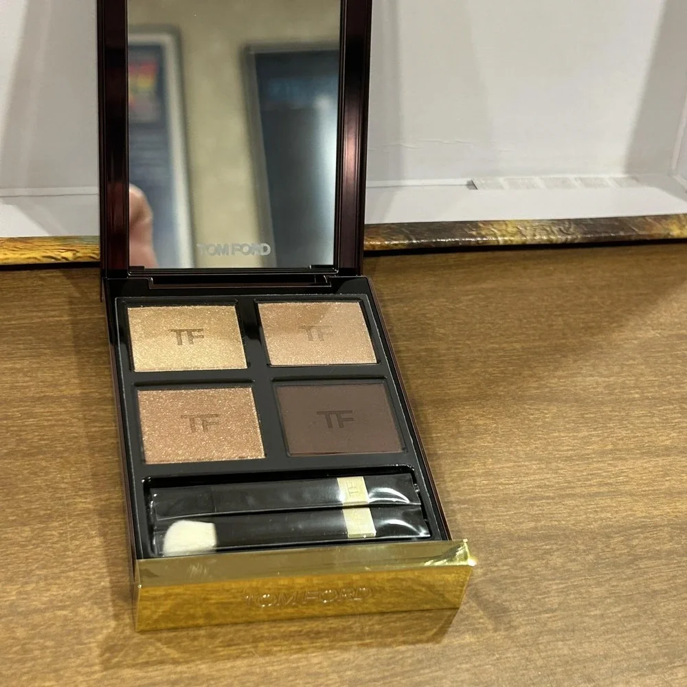 Tom Ford Eye Color Quad 48 Peach Glamour 0.18oz 5.2g Shimmer Matte Eyeshadow